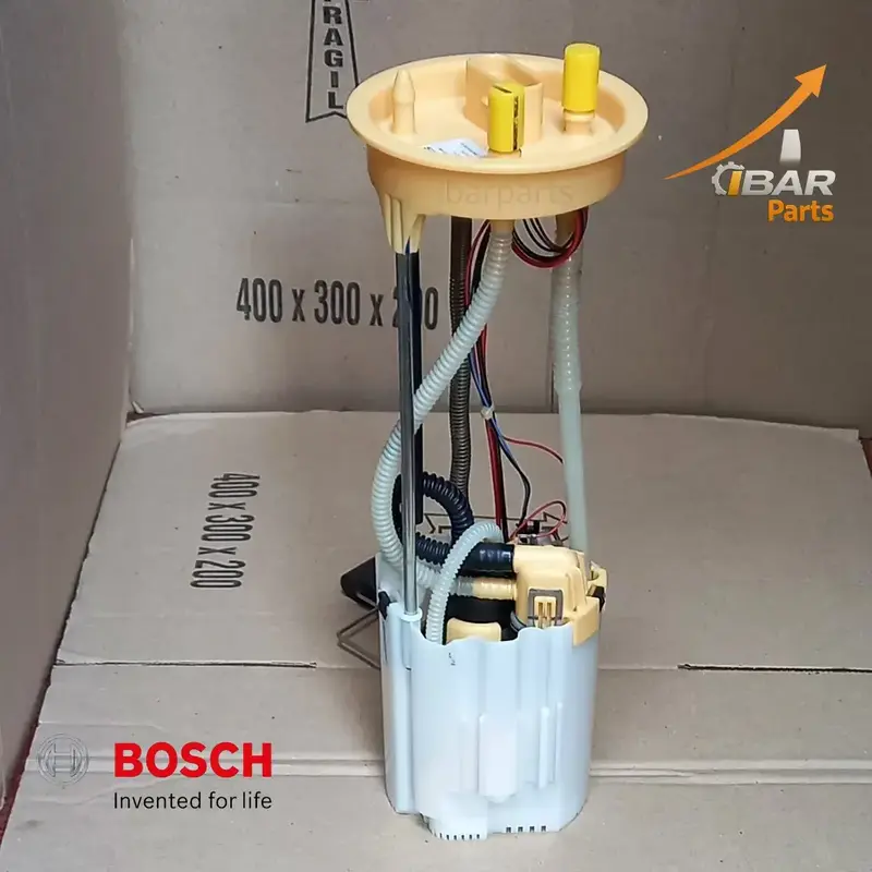 Bomba de combustible diesel Bosch original para VW Amarok 3.0 V6 sobre empaque de carton. Producto nuevo listo para instalacion con numero de parte 2H6919050B y certificacion de calidad OEM.